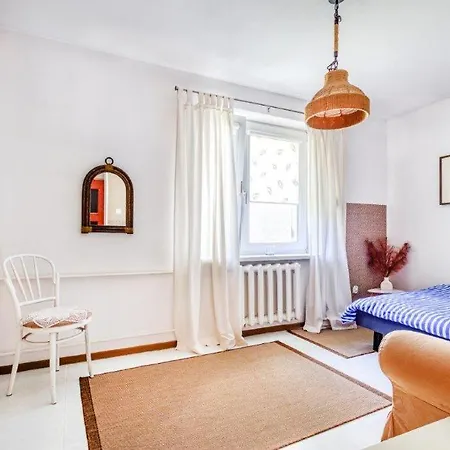 Anna Apartment *